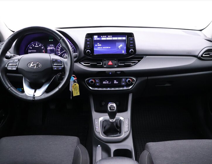 Hyundai i30 Kombi 998,0 88 kw