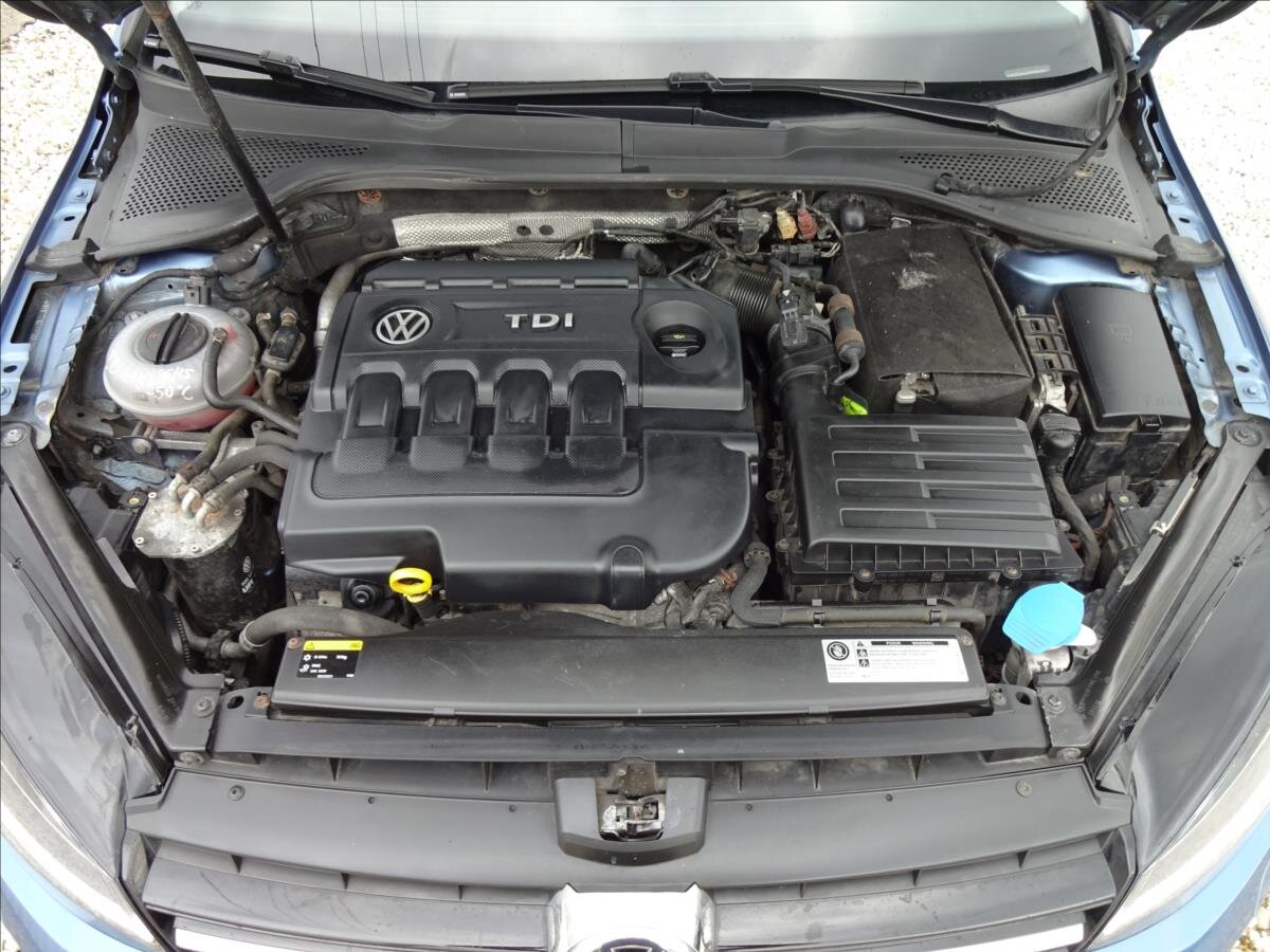 Volkswagen Golf Kombi 1,6 l 77 kw