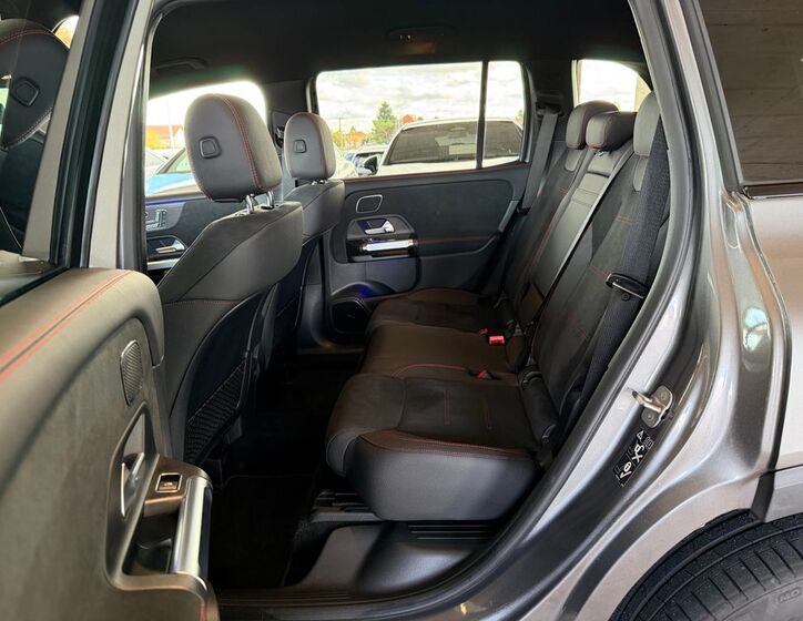 Mercedes-Benz GLB 16