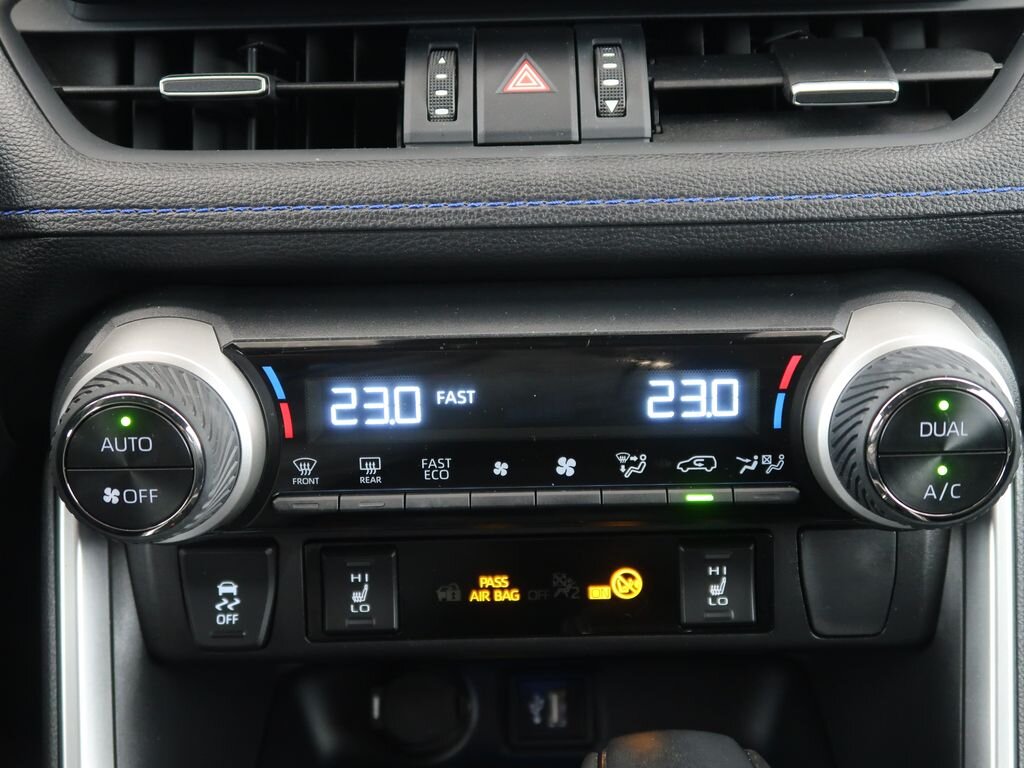 Toyota RAV4 SUV / Terénní 2,5 l 131 kw