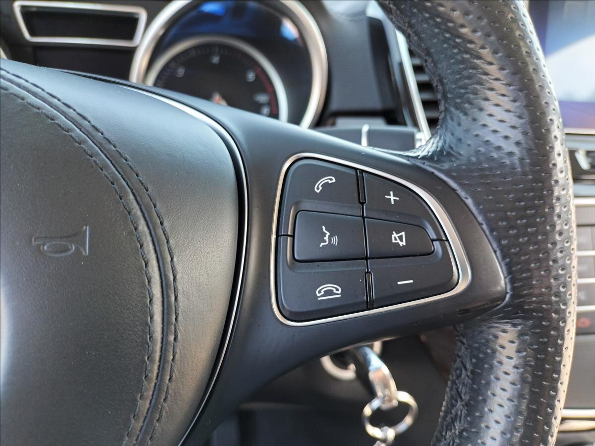 Mercedes-Benz GLS SUV 3,0 l 190 kw