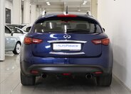 Infiniti QX70 SUV 3,0 l 175 kw
