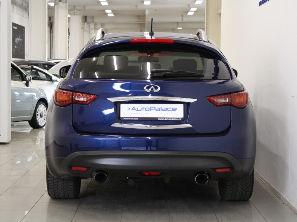Infiniti QX70 SUV 3,0 l 175 kw
