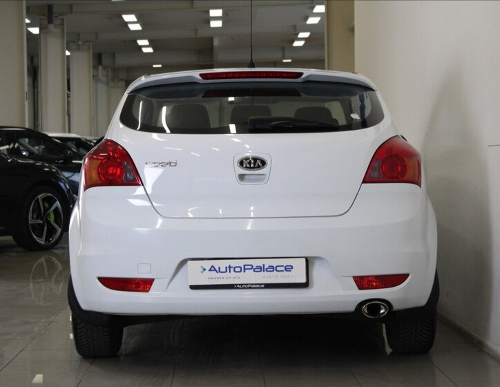 KIA Ceed Hatchback 1,4 l 80 kw