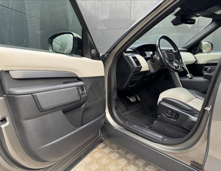 Land Rover Discovery SUV 3,0 l 221 kw