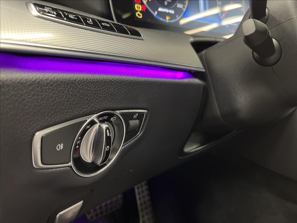 Mercedes-Benz Třídy E