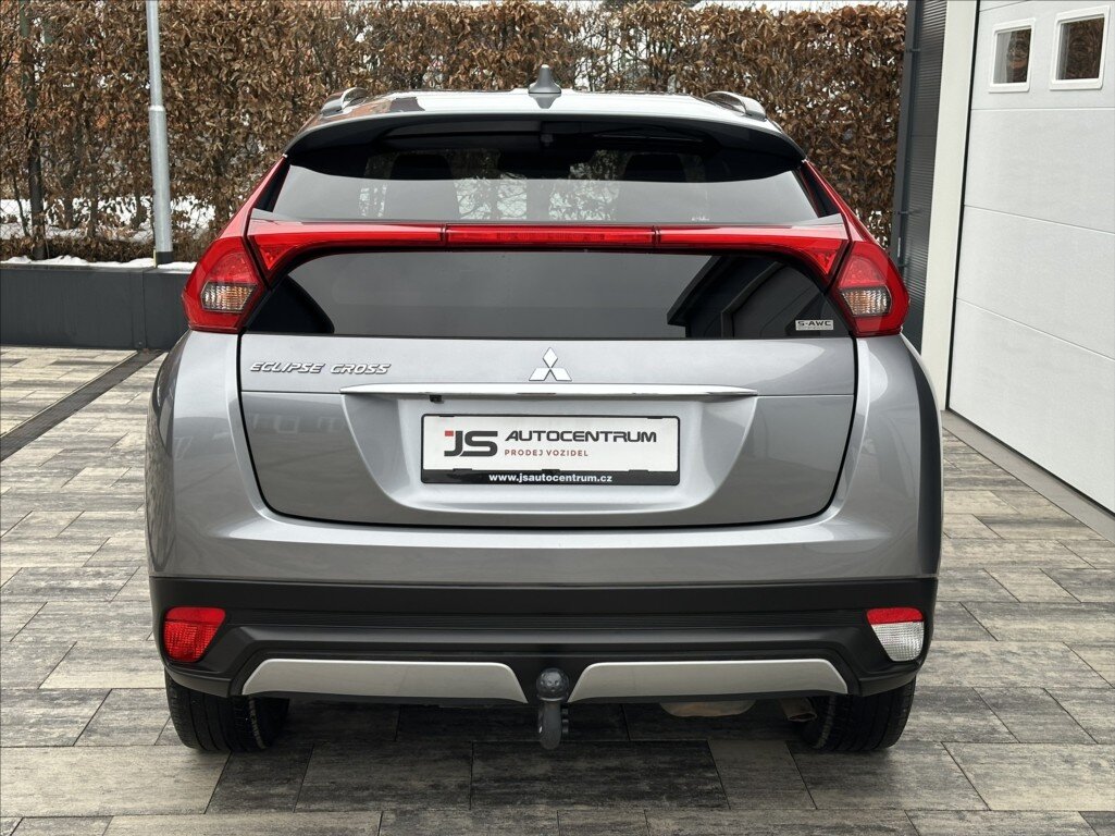 Mitsubishi Eclipse Cross SUV / Terénní 2,3 l 109 kw