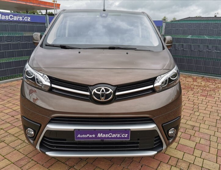 Toyota ProAce Verso Kombi 2,0 l 130 kw