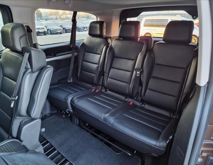 Peugeot Traveller MPV 2,0 l 130 kw