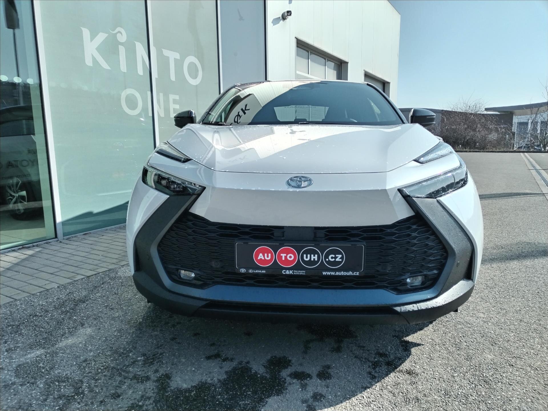 Toyota C-HR CUV / Crossover 0,0 103 kw