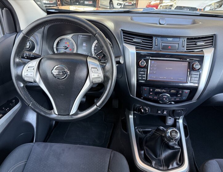 Nissan Navara Pick-up 2,3 l 120 kw