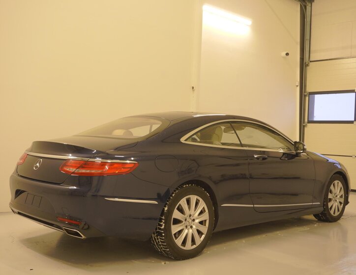 Mercedes-Benz Třídy S 8