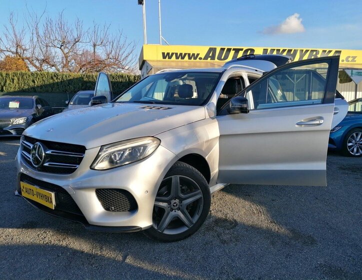 Mercedes-Benz GLE 1