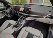 BMW M3 Sedan / Limuzína 3,0 l 390 kw