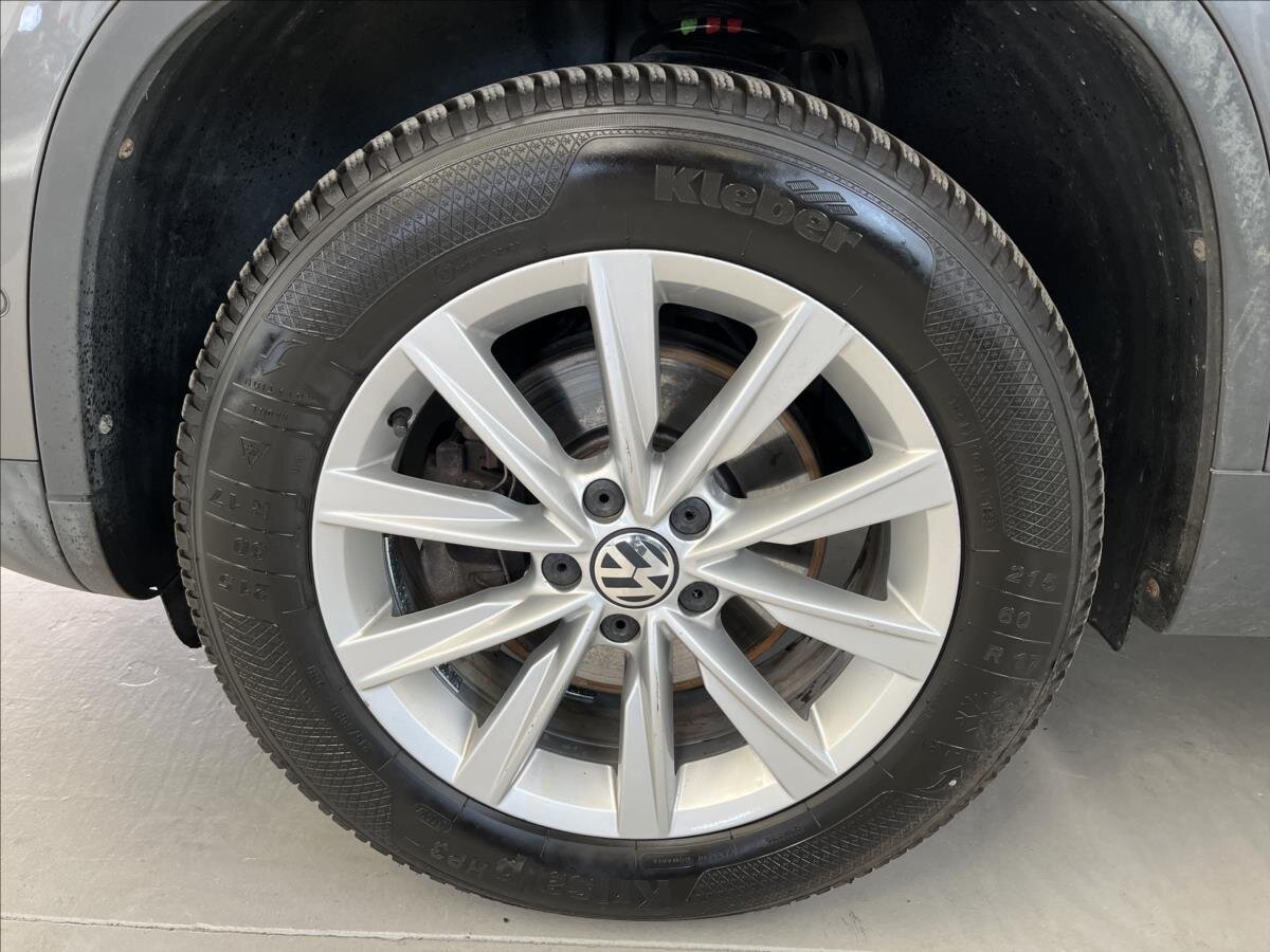 Volkswagen Tiguan SUV 2,0 l 103 kw