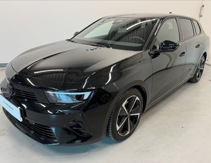 Opel Astra Kombi 1,2 l 96 kw