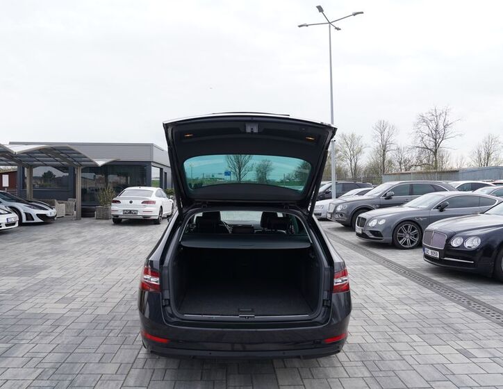 Škoda Superb Kombi 2,0 l 140 kw