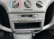 Toyota Yaris Hatchback 998,0 50 kw