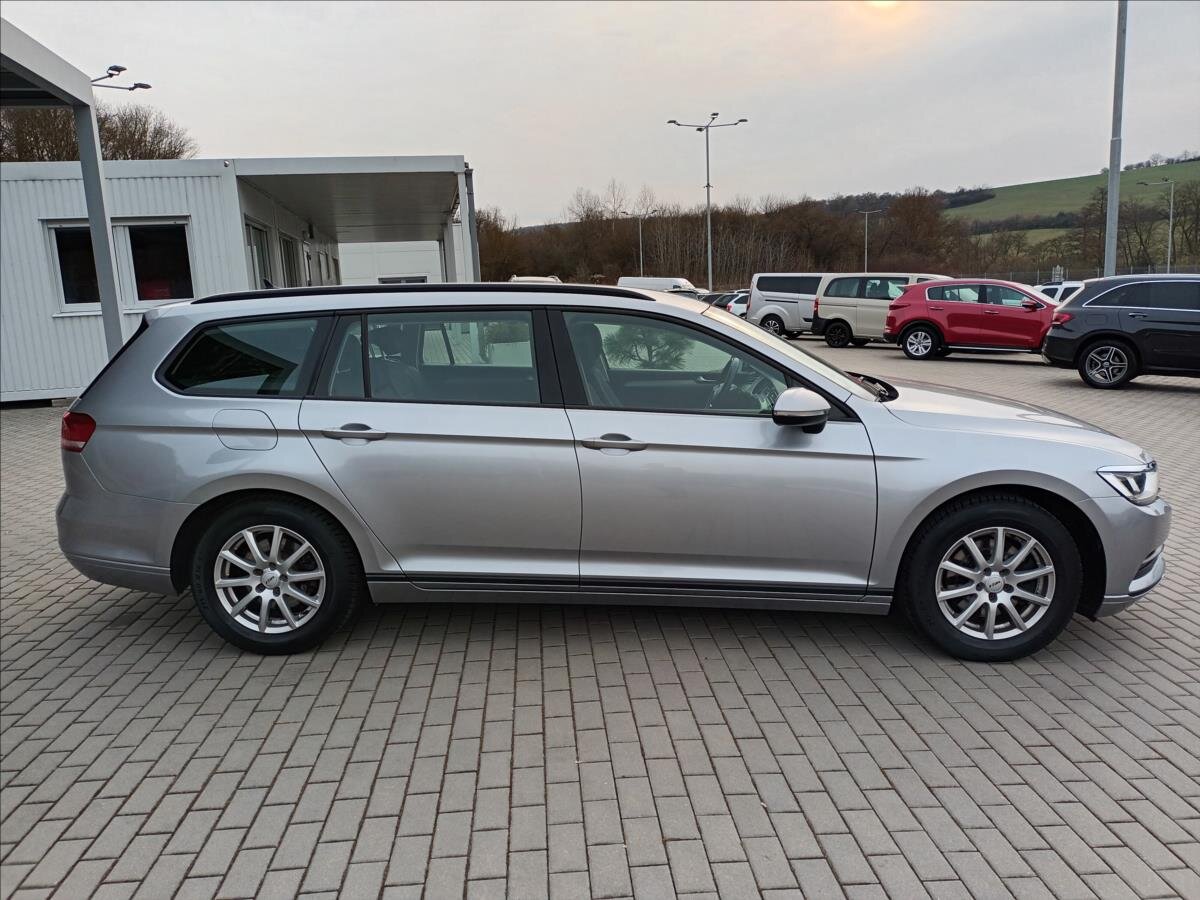 Volkswagen Passat Kombi 2,0 l 110 kw