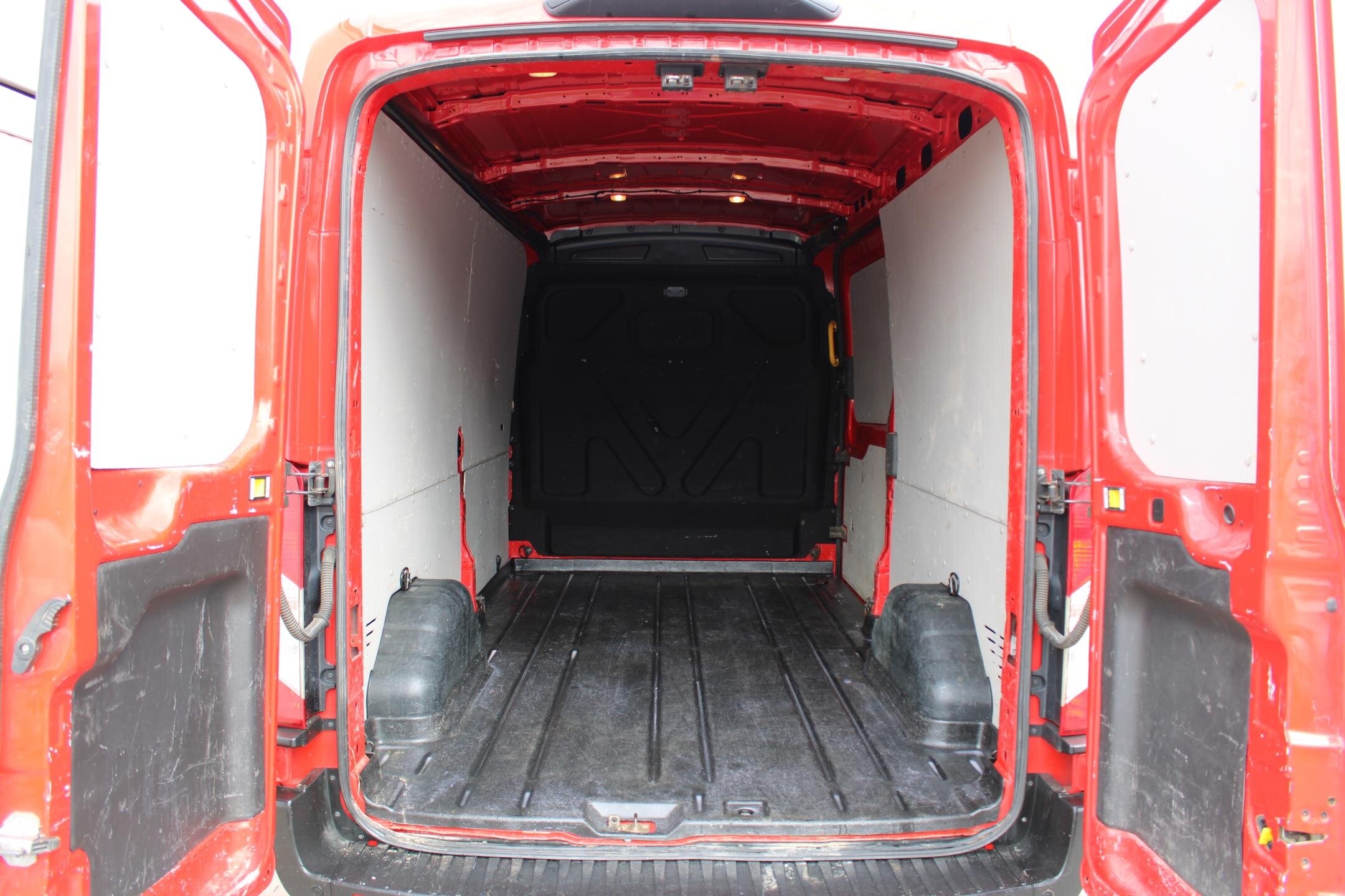 Ford Transit Užitková 2,0 l 96 kw