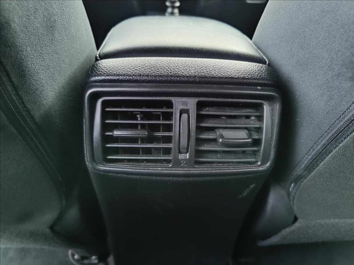 Nissan X-Trail SUV 1,6 l 120 kw