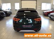 Alfa Romeo Stelvio 6