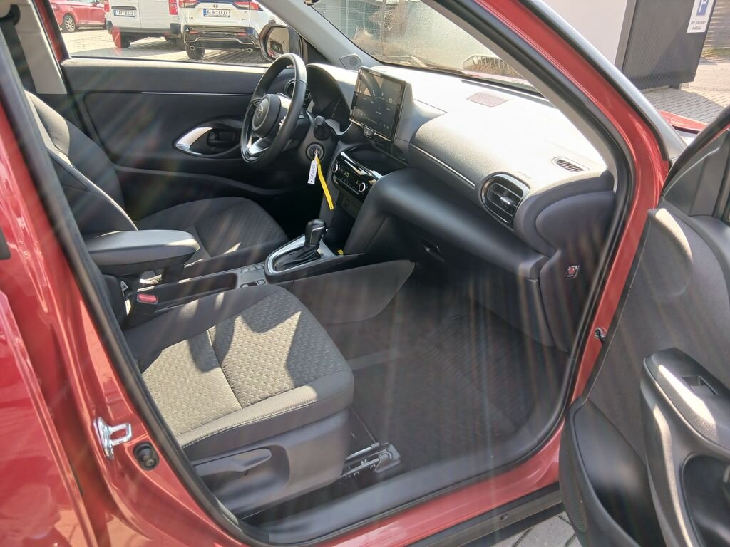 Toyota Yaris Cross SUV / Terénní 1,5 l 68 kw