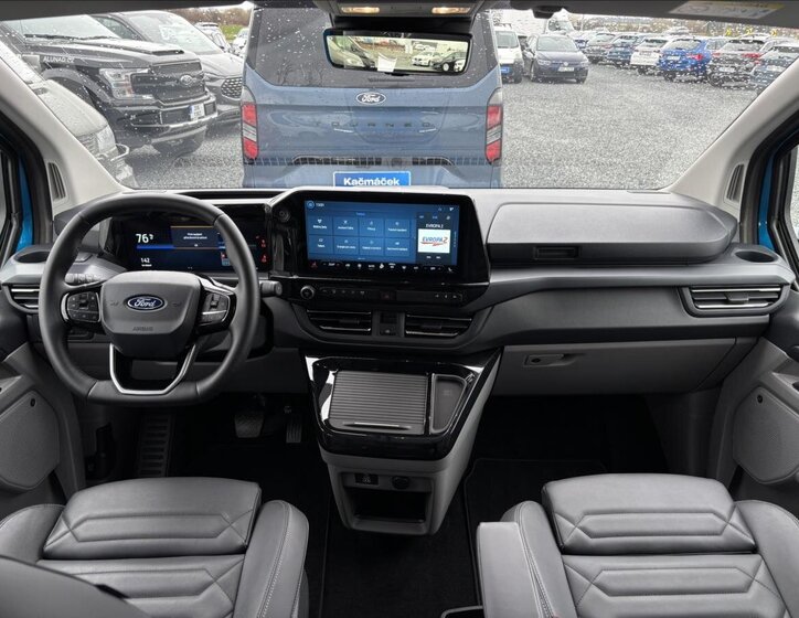 Ford Tourneo Custom MPV 0,0 160 kw