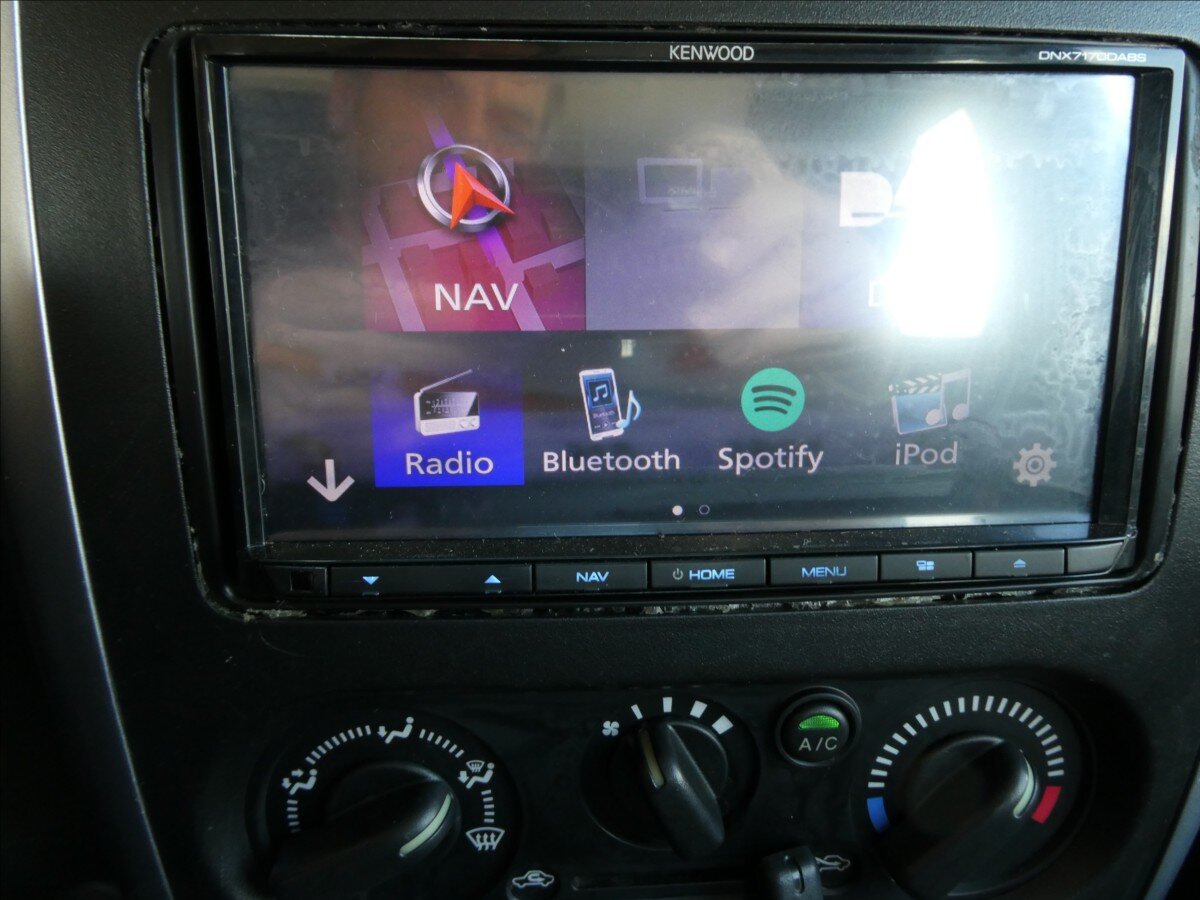 Suzuki Jimny SUV / Terénní 1,3 l 62 kw