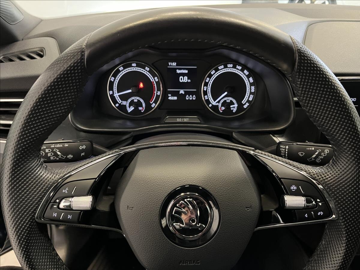 Škoda Scala Hatchback 1,5 l 110 kw