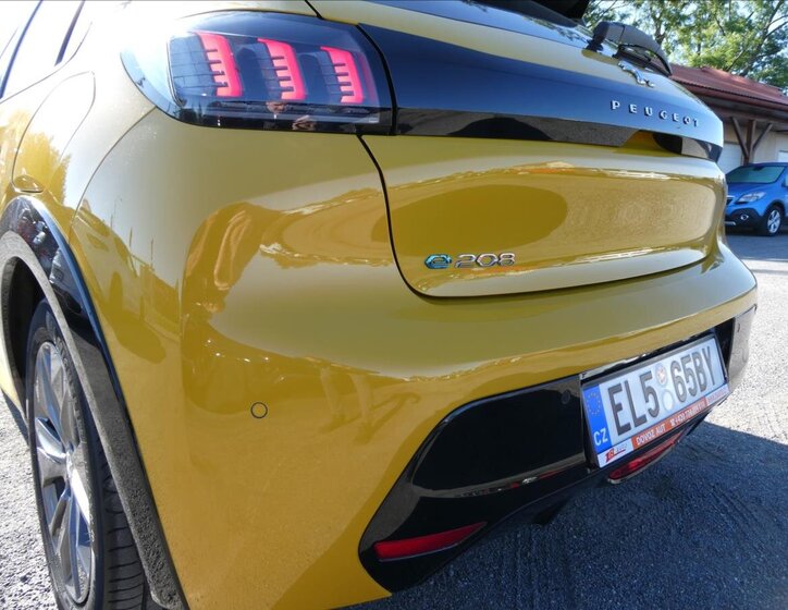 Peugeot 208 Hatchback 0,0 100 kw