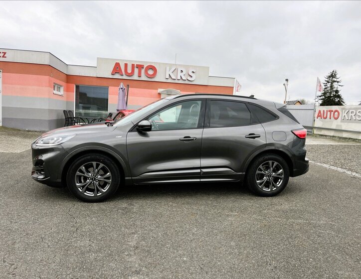 Ford Kuga Kombi 1,5 l 111 kw