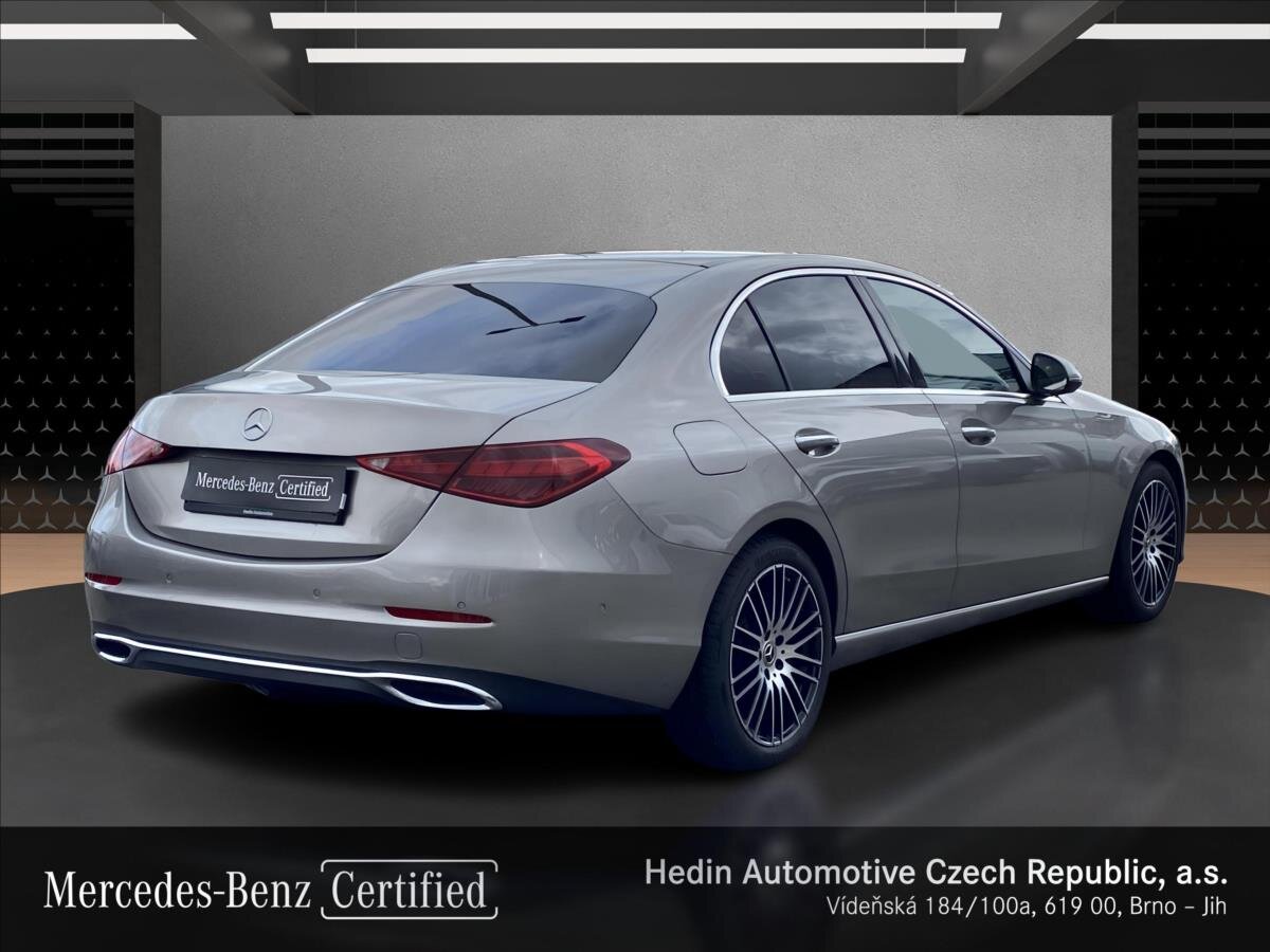Mercedes-Benz Třídy C Sedan 1,5 l 150 kw