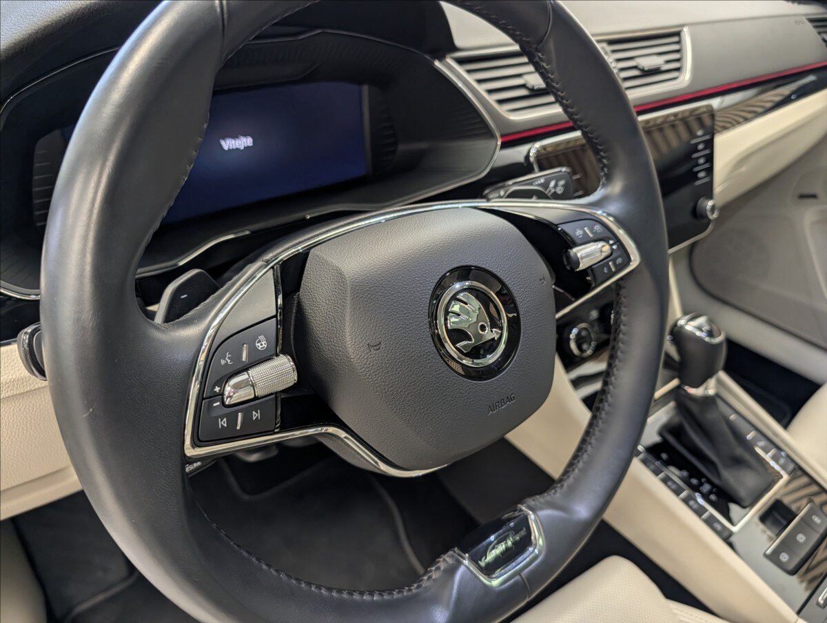 Škoda Superb Liftback 1,4 l 115 kw