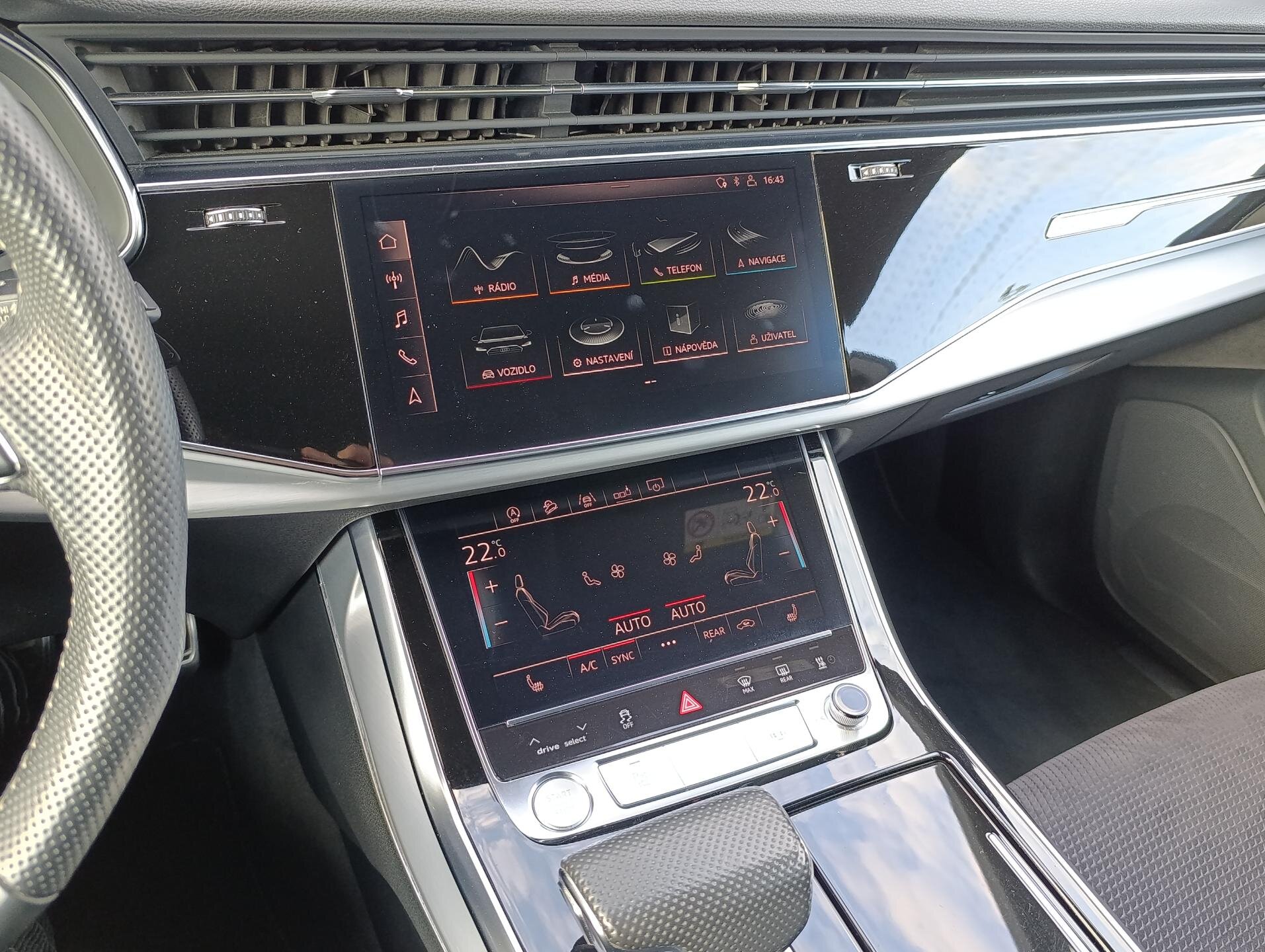 Audi Q8 SUV / Terénní 3,0 l 210 kw