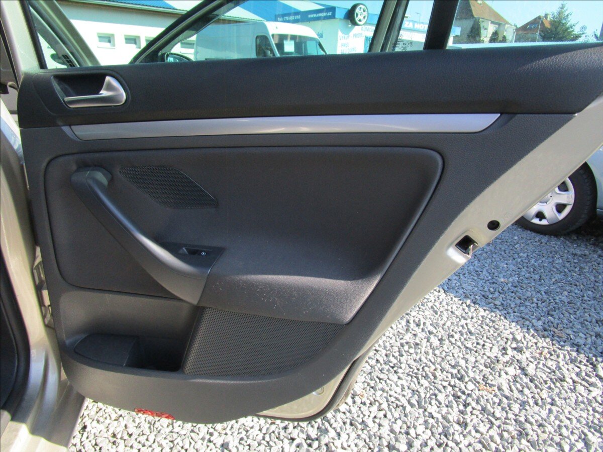 Volkswagen Golf Kombi 1,4 l 90 kw