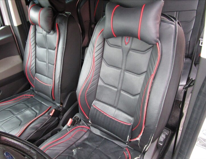 Ford Tourneo Courier 12