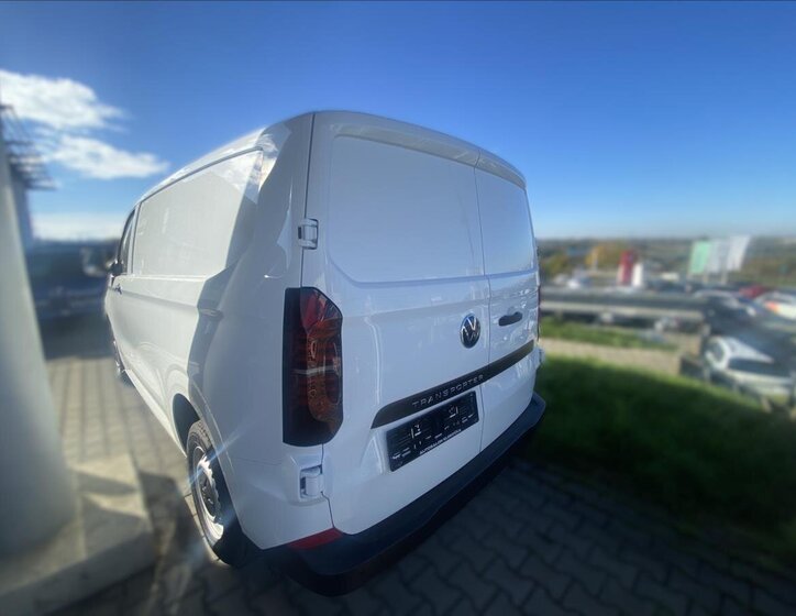 Volkswagen Transporter Skříň 2,0 l 110 kw