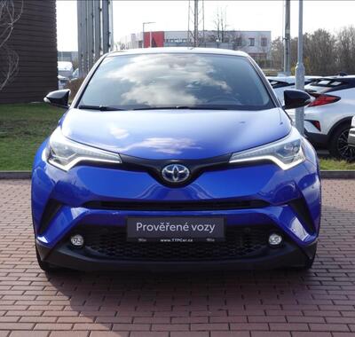 Toyota C-HR 2
