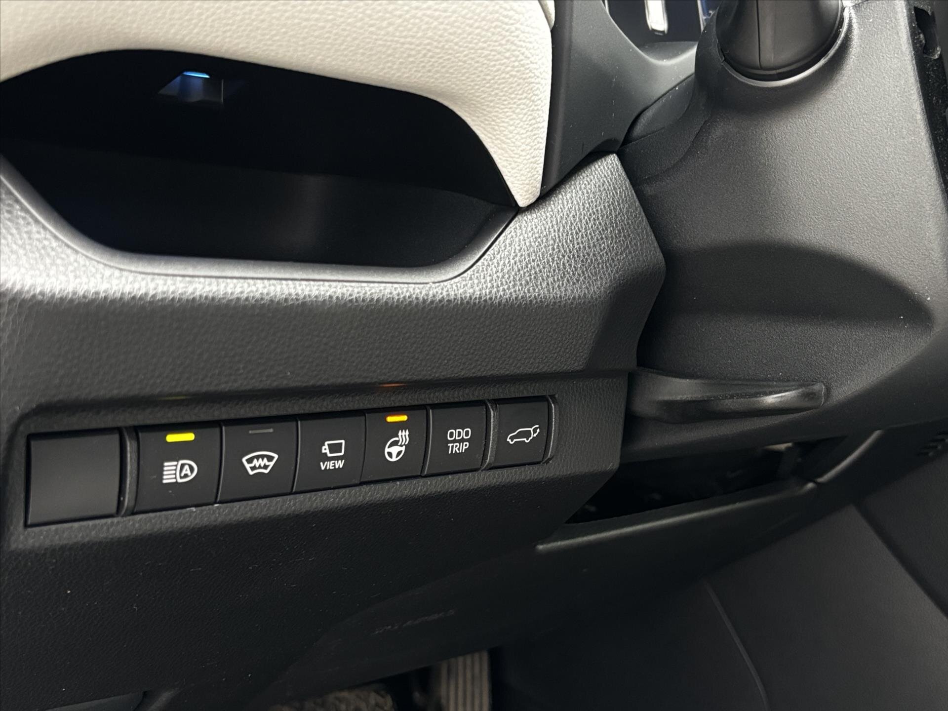 Toyota RAV4 SUV / Terénní 2,5 l 131 kw