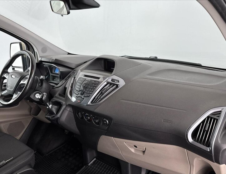 Ford Tourneo Custom Kombi 2,0 l 125 kw