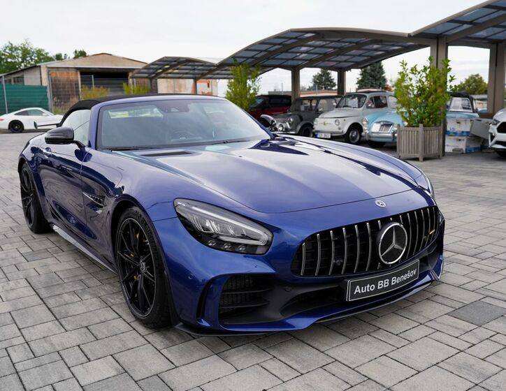 Mercedes-Benz AMG GT 8