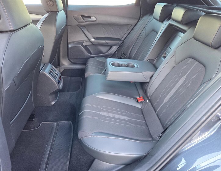 Cupra Formentor SUV / Terénní 2,0 l 140 kw