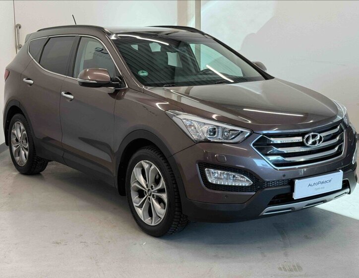 Hyundai Santa Fe SUV / Terénní 2,2 l 145 kw