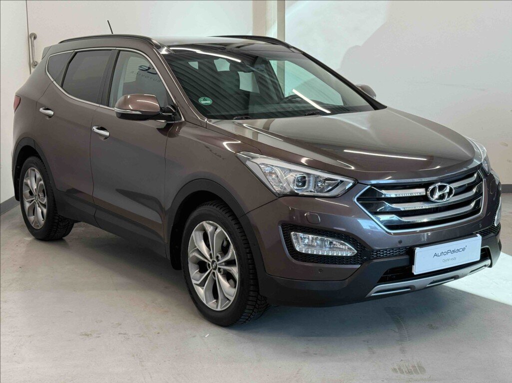 Hyundai Santa Fe SUV / Terénní 2,2 l 145 kw