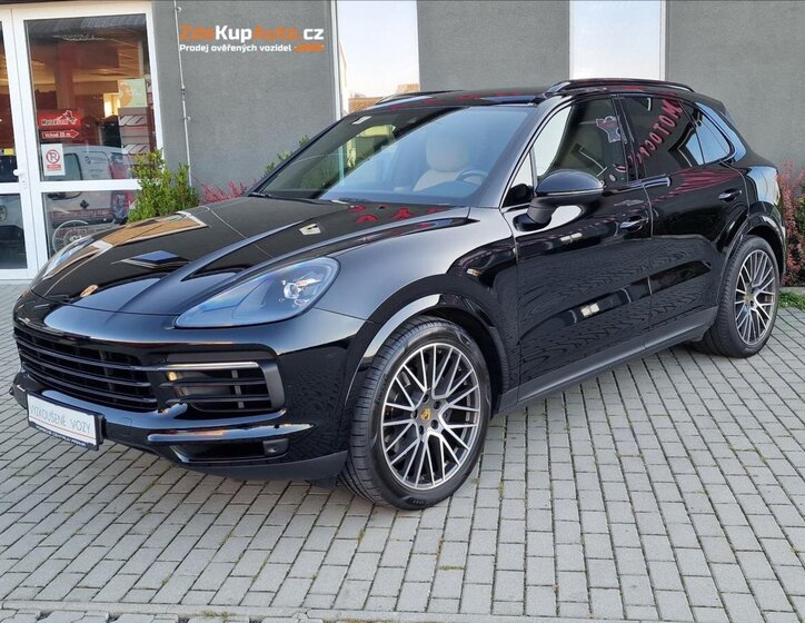 Porsche Cayenne SUV 3,0 l 250 kw