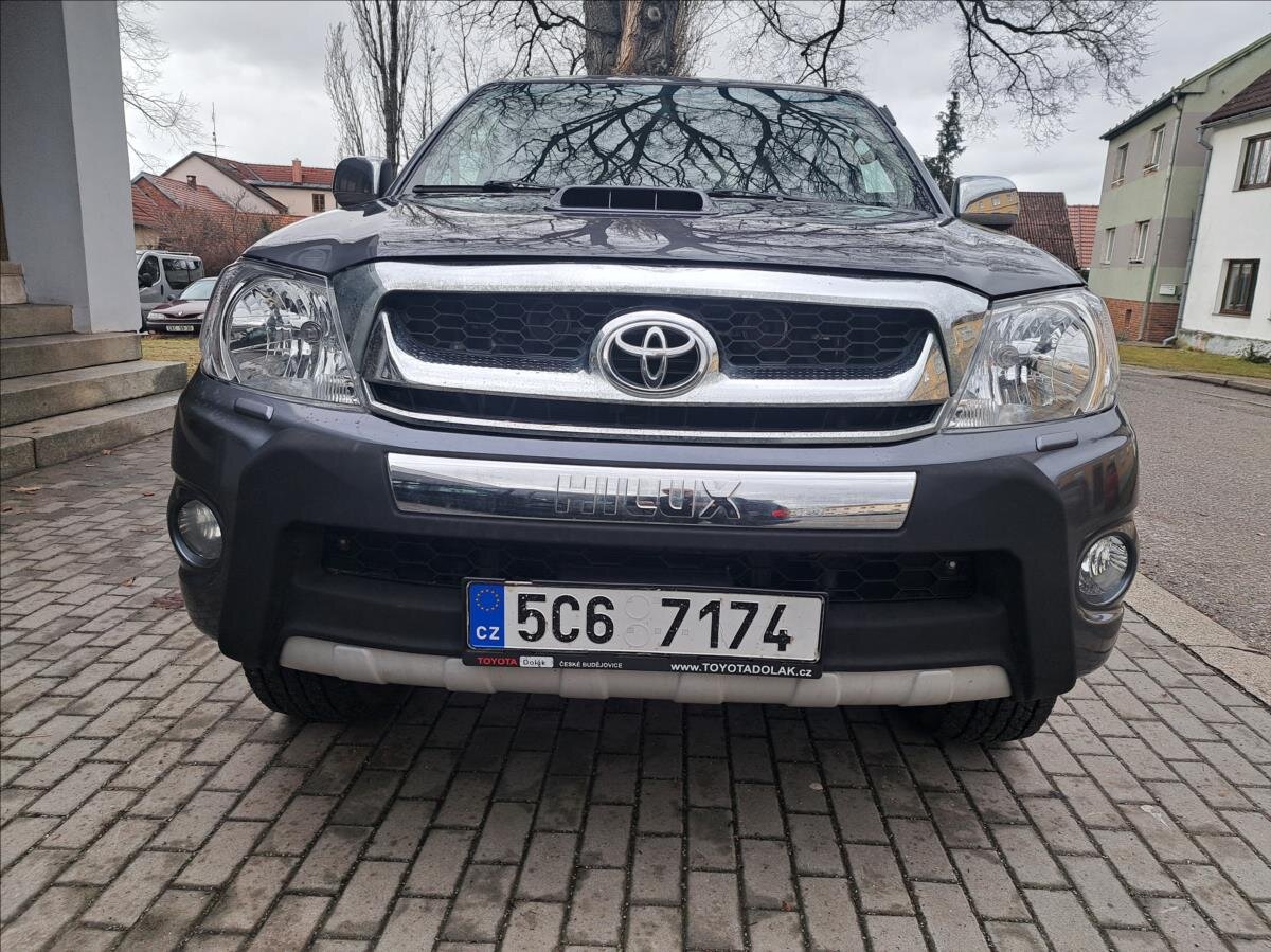 Toyota Hilux Pick-up 2,5 l 106 kw