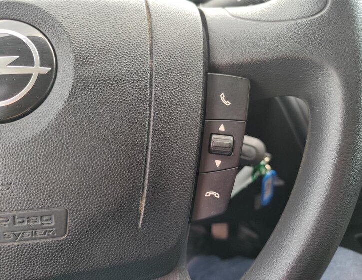 Opel Movano Skříň 2,2 l 121 kw