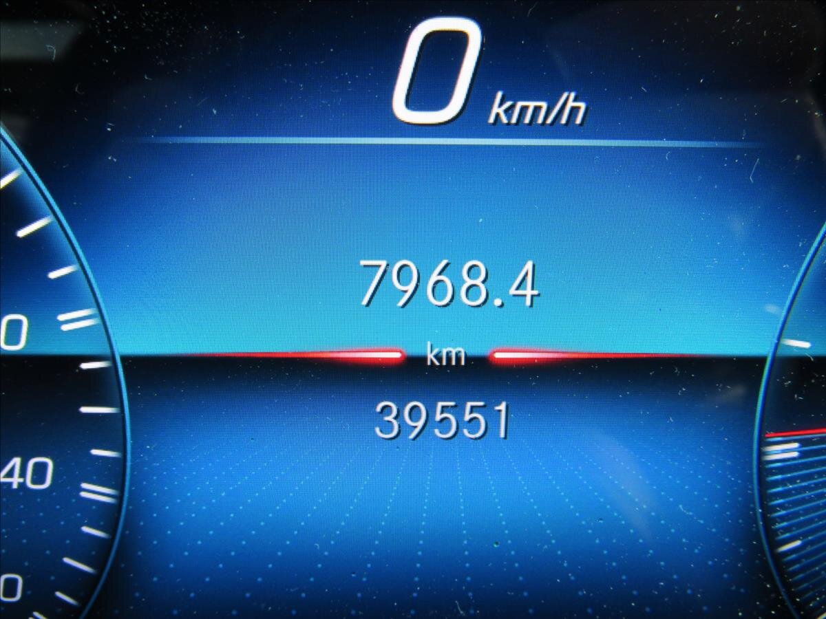 Mercedes-Benz GLB Kombi 2,0 l 225 kw