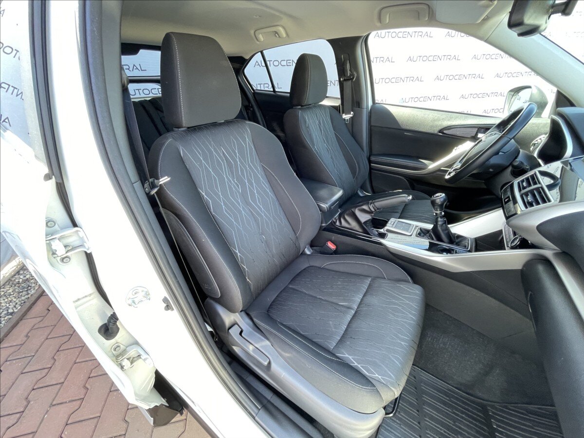 Mitsubishi Eclipse Cross SUV / Terénní 1,5 l 120 kw